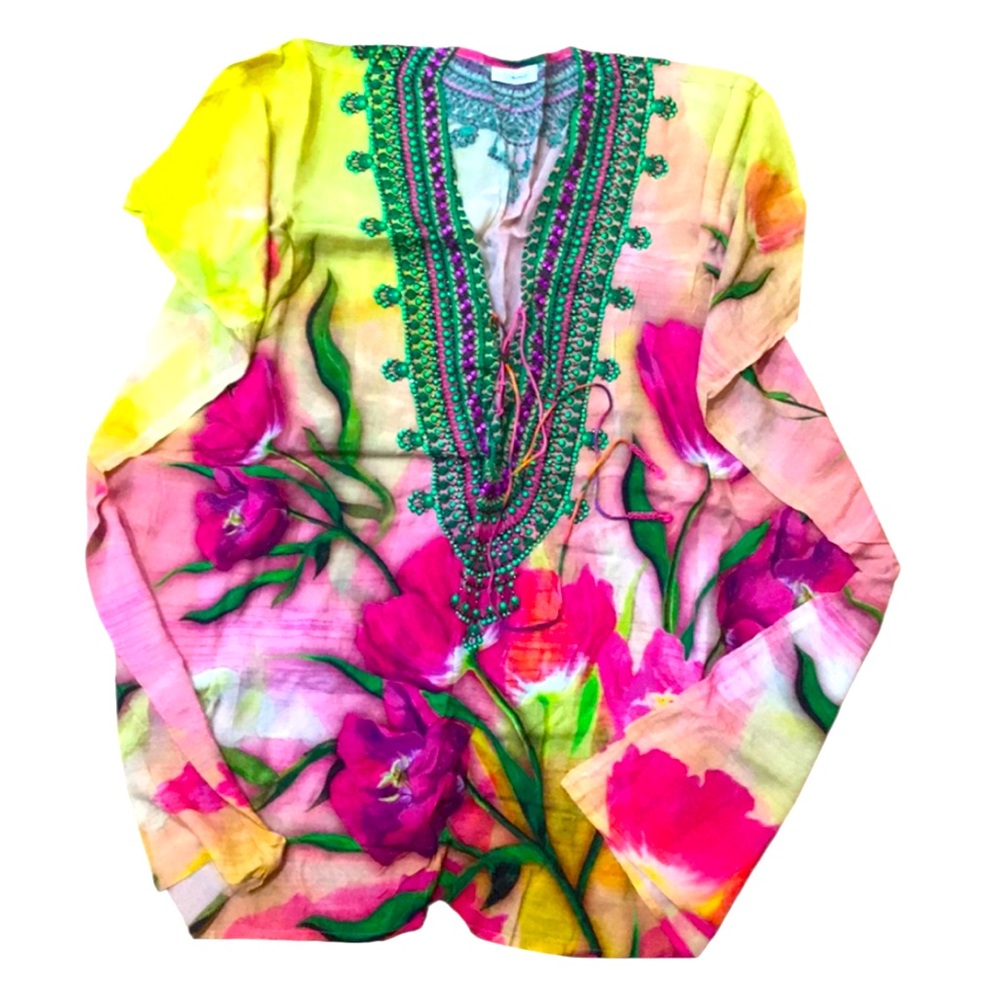 Shahida Parides TROPICAL PRINT SHORT
KAFTAN
SIZE: ONE SIZE (OS) - Picture 2 of 10